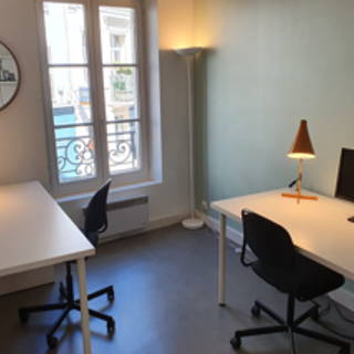 Bureau privé 7 m² 2 postes Location bureau Rue du Vieil Abreuvoir Saint-Germain-en-Laye 78100 - photo 1